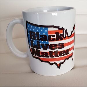 Black lives matter white ceramic mug